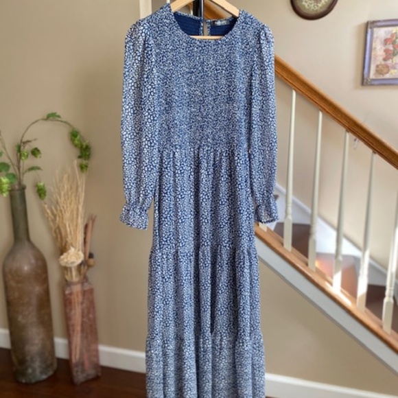 Fashion Blue Patterned Midi Dress Smocked Stretchy Bust and Collar Size S - Picture 6 of 16